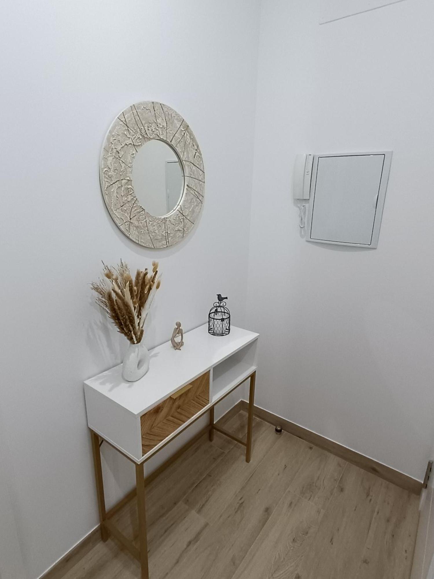 Apartamento Vitelio Кармона Экстерьер фото